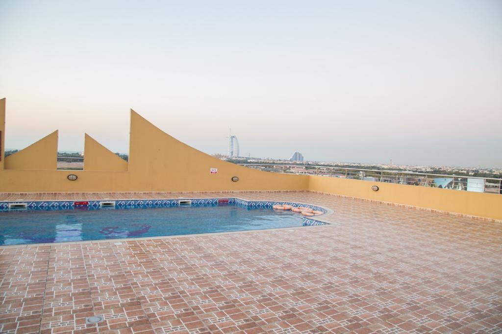 Pride Hotel Apartments Dubai Exterior foto